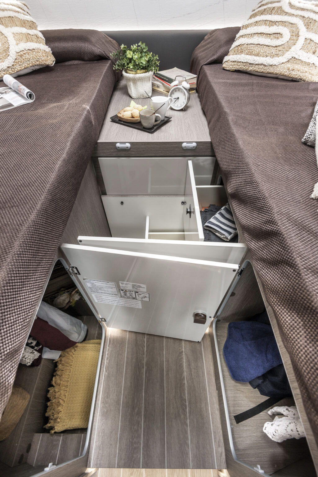 Arca Camper camper semintegrale Zefiro 287 TL cassetti